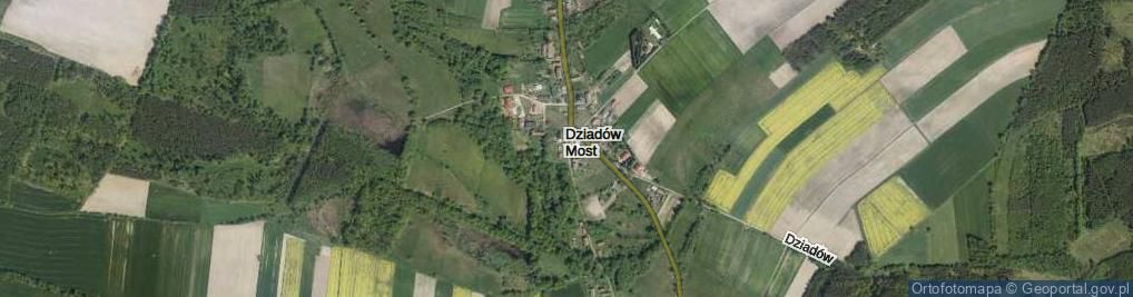Zdjęcie satelitarne Dziadów Most most.